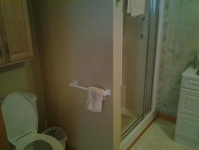 Bathroom - 369 Georgetown Rd