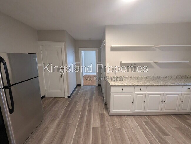 Foto del edificio - 4982 Oleatha Ave