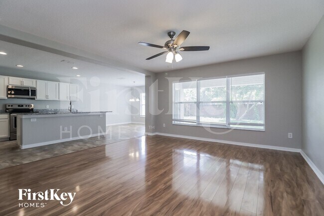 Foto del edificio - 1344 Blackwater Pond Dr