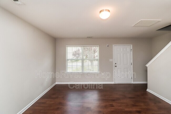 Building Photo - 4148 Long Arrow Dr