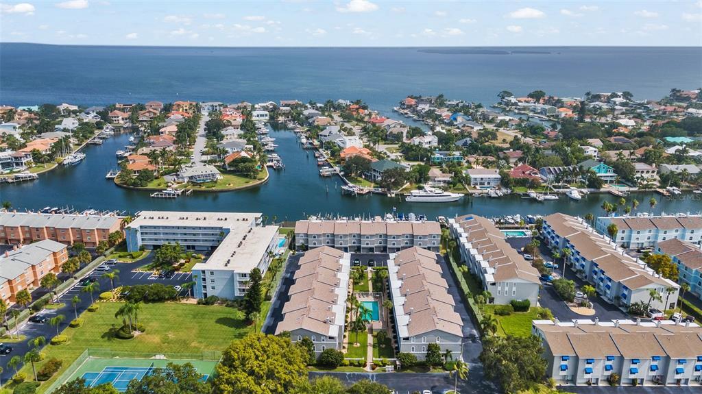 Primary Photo - 737 Pinellas Bayway S