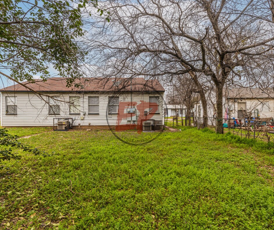 Primary Photo - 3924 Homan Ave