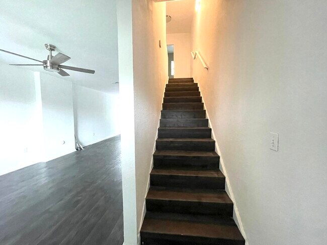 Foto del edificio - 311 NW 84th St