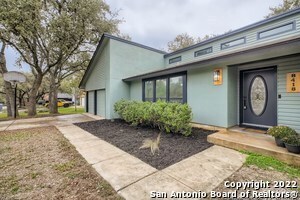 Building Photo - 8418 Kingsway St