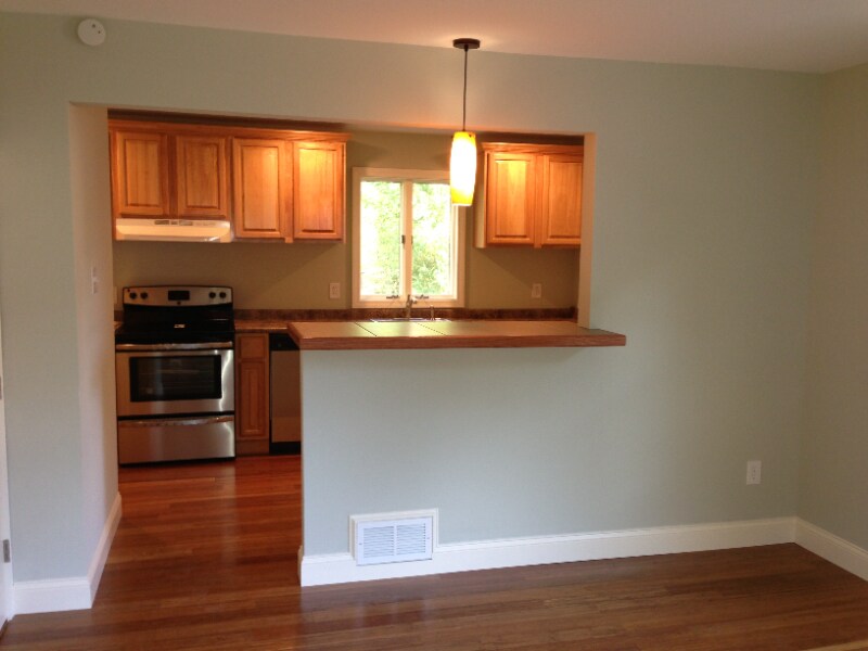 49 Mayflower St, West Hartford, CT 06110 Townhome Rentals in West