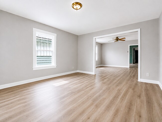 Foto del edificio - 1058 S Sheffield Ave