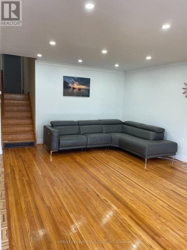 Building Photo - 373 Rathburn Rd