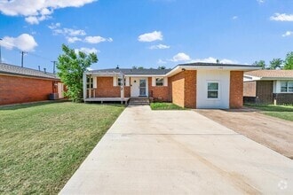 Building Photo - 132 Elwood Dr
