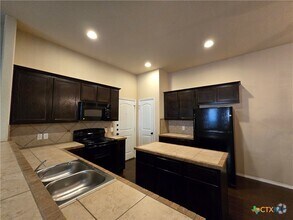 Building Photo - 297 Rosalie Dr