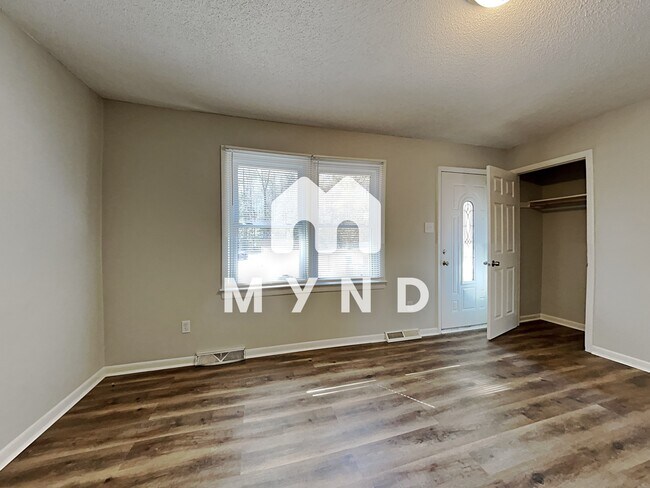 Building Photo - 7121 Riley Hill Rd
