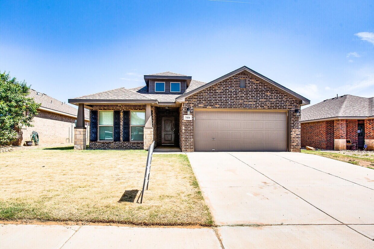 Foto principal - 7454 105th St