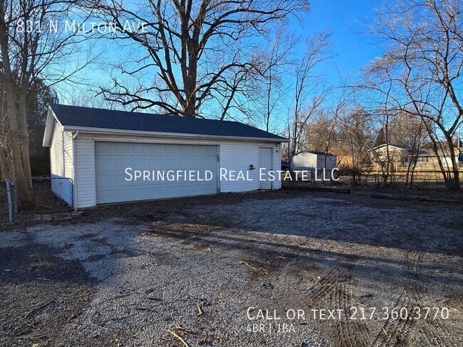 Building Photo - Take Me Home, Country Roads: Spacious 4 Be...