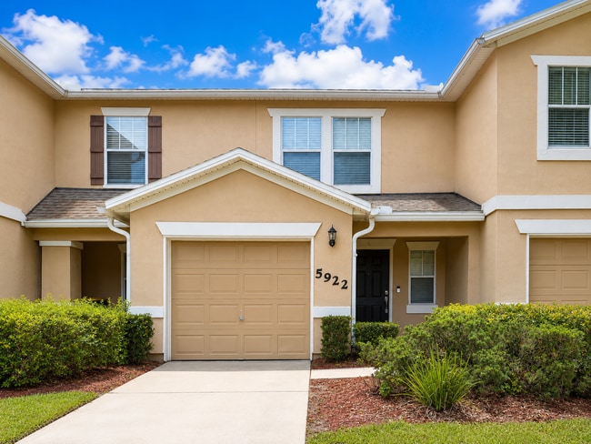 Building Photo - 5922 Brice Ct