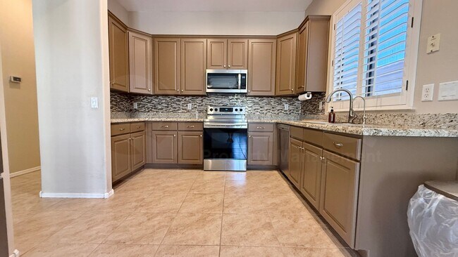 Foto del edificio - 2536 E Remington Pl