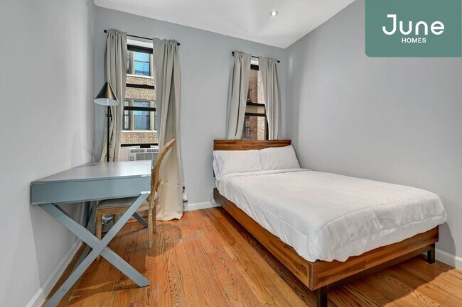 Building Photo - ROOM ONLY in 4-bed/1.5-bath Home