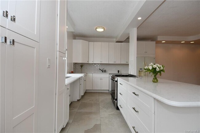 Foto del edificio - 35 N Chatsworth Ave