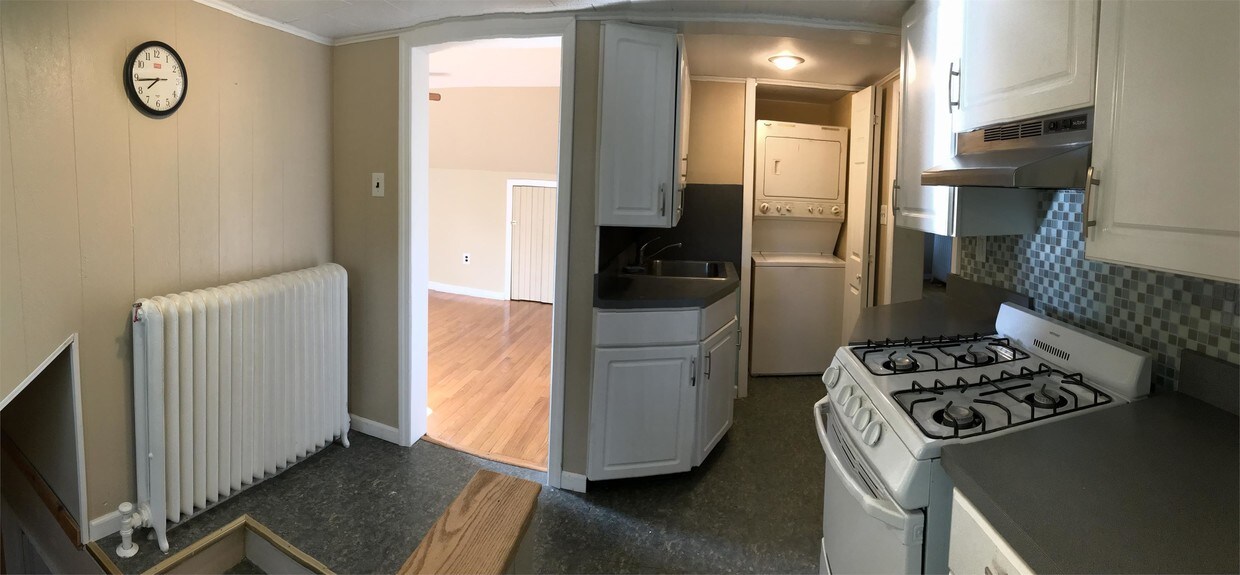 Foto principal - 164 Chauncey Pl