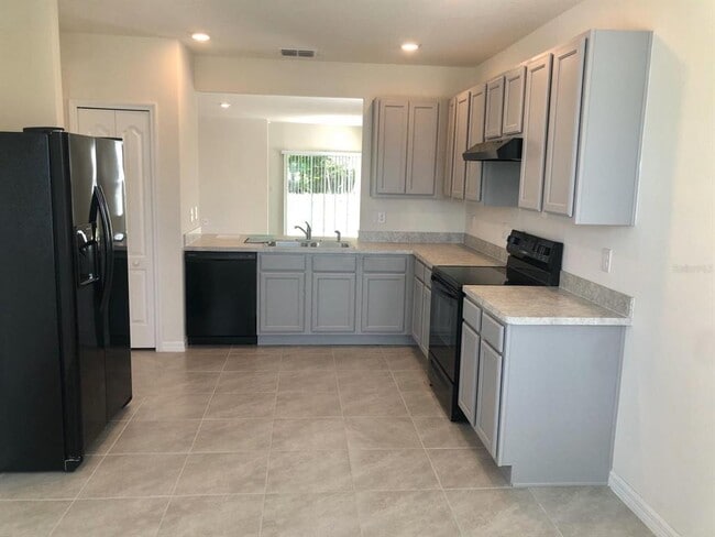 Building Photo - 1006 Chanler Dr