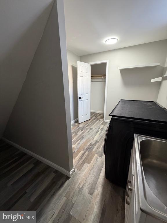 Building Photo - 4435 Cape Cod Cir