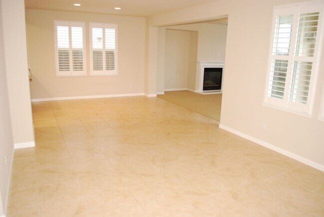 Foto del edificio - 800 Morning Dove Ln