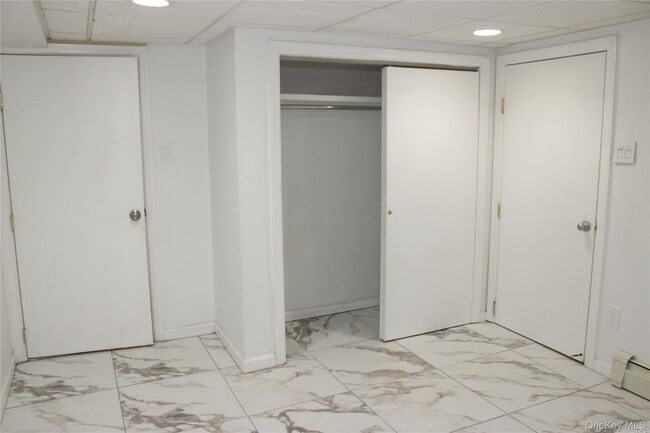 Foto del edificio - 16 Shelley Pl