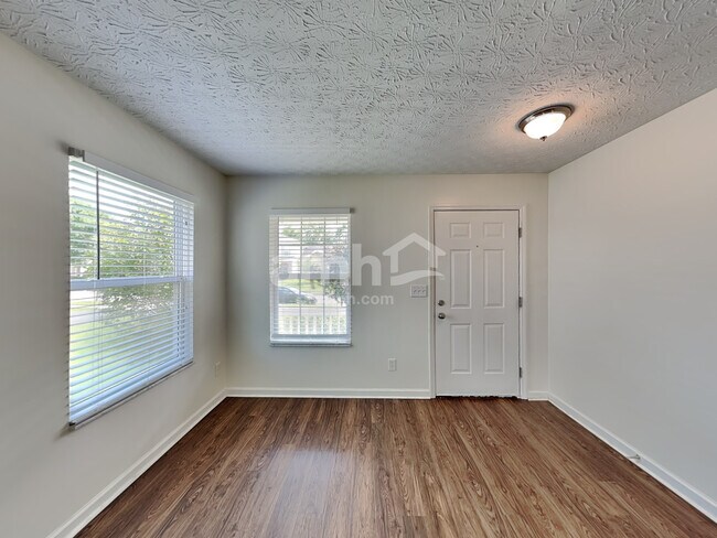 Foto del edificio - 1521 McKinney Ln