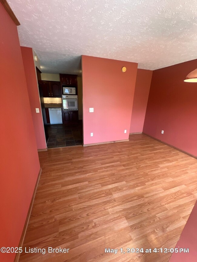 Foto del edificio - 230 S Circlecrest Dr