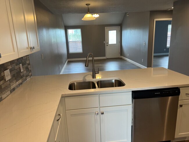 Foto del edificio - Fabulous Patio Home!