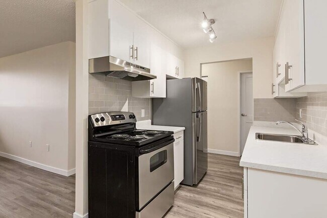 Photo du bâtiment - Eighty Nine Collins Apartments