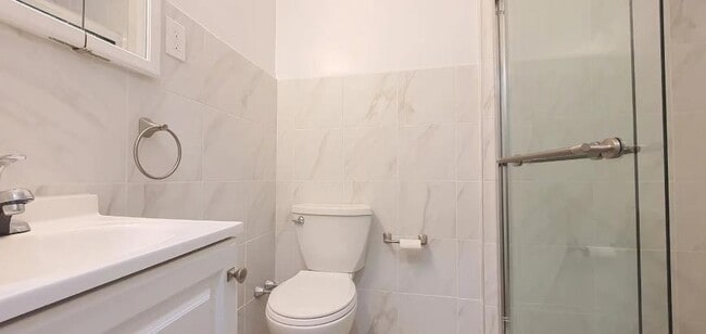 Building Photo - 1 bedroom in BROOKLYN NY 11211