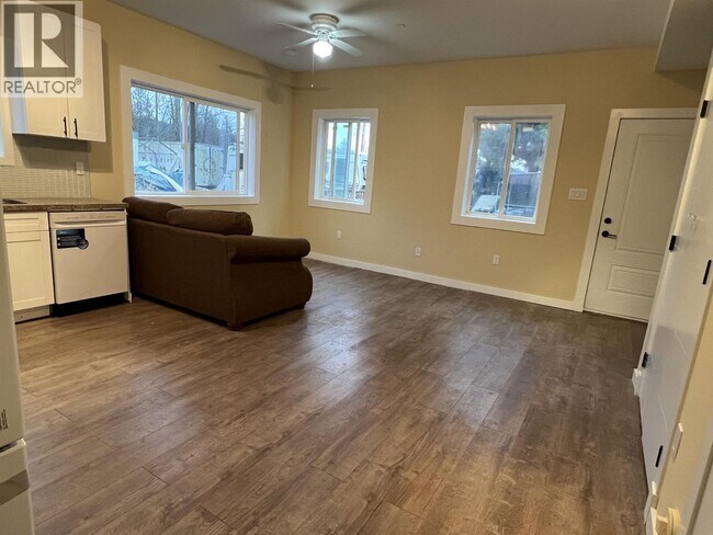 Building Photo - 11442-11240 240 St