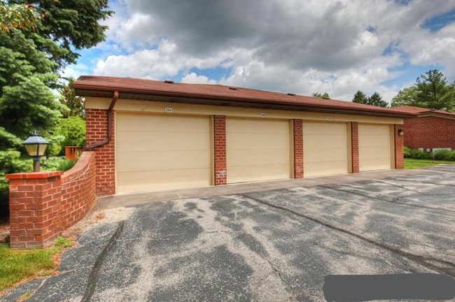Building Photo - 254 Bona Vista Dr NW