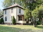 Primary Photo - 5 Bedroom house for rent!