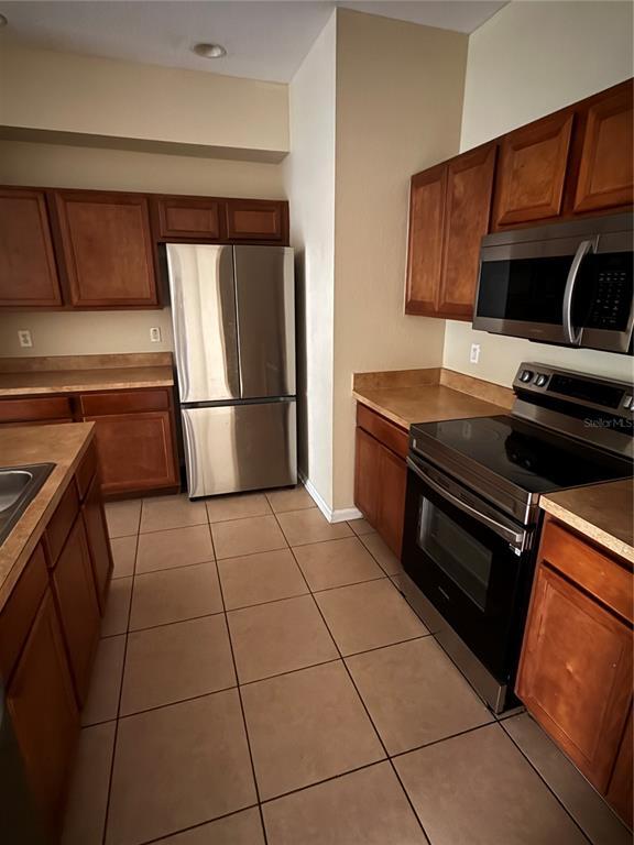Building Photo - 3017 Ashland Ln S