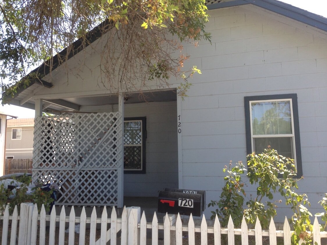 Primary Photo - 0251