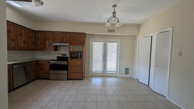 Building Photo - 8943-8945 Camfield Wy