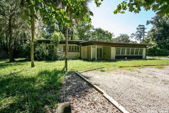 Foto del edificio - 805 NW 20th Terrace