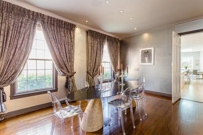 Foto del edificio - 3822 Overbrook Ln