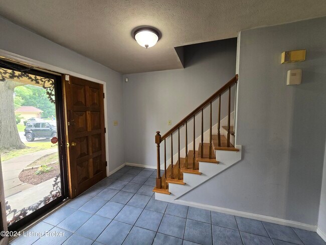 Foto del edificio - 4515 Lambert Rd