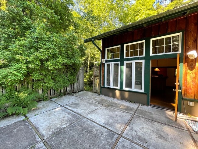 Building Photo - Langley Craftsman in Park-Like Setting and One Small Pet Allowed