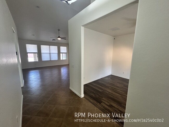 Foto del edificio - Spacious Bright N. Phx 4/2 w/POOL & *NEW* ...