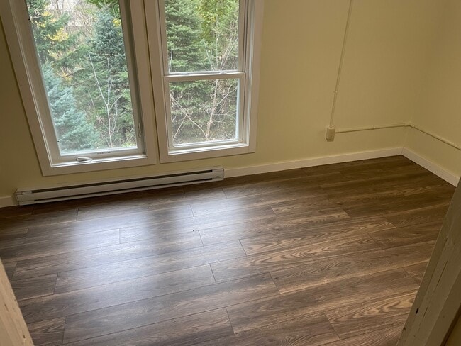 Building Photo - 22 Latham Ct