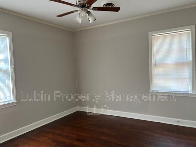 Foto del edificio - 1012 Treadwell St