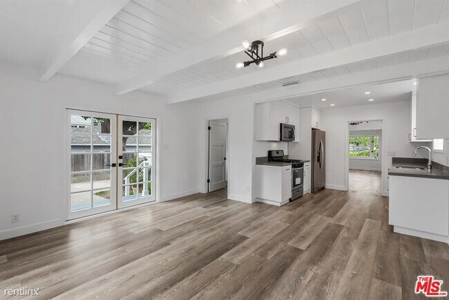 Foto del edificio - 3 br, 2 bath House - 2702 Cardiff Ave