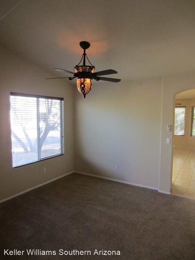 Building Photo - 3 br, 2 bath House - 9137 E. Lippia Street