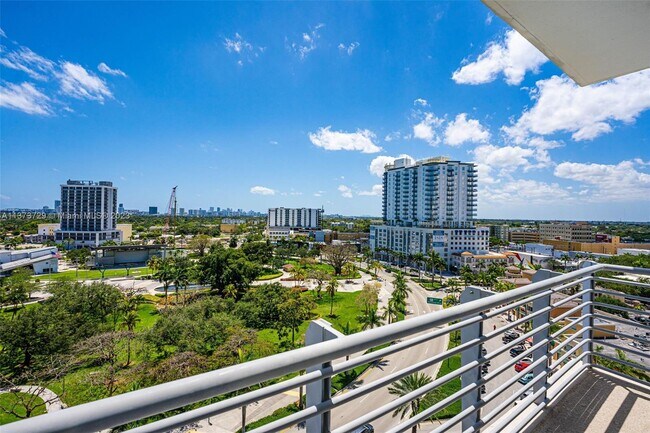 Foto del edificio - 1830 Radius Dr