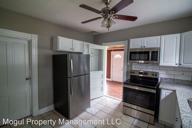 Building Photo - 2 br, 1 bath House - 6634 Crest Ave