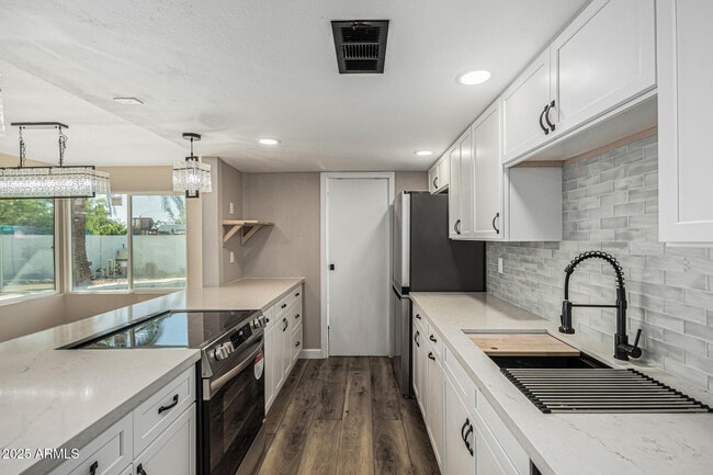 Foto del edificio - 10838 N 32nd Ln