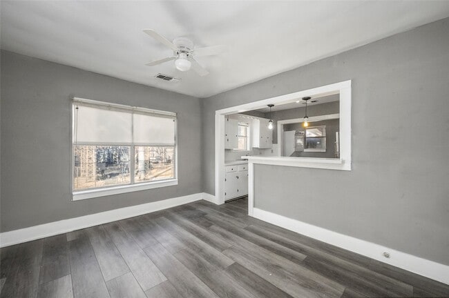 Building Photo - 1501 Dunlavy St