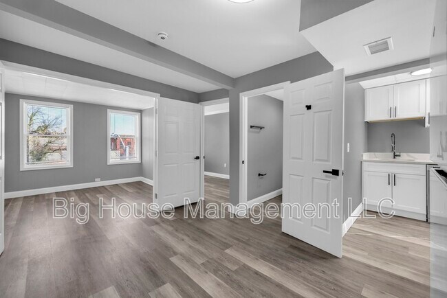 Foto del edificio - 1725 Hollins St